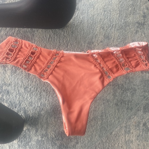 Acacia swim BNWT  Top size Medium bottom/Bottom Sm - Picture 3 of 3